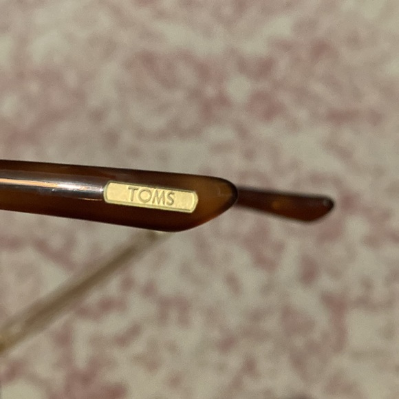 Toms mirror sunglasses - Picture 3 of 3